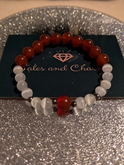 Carnelian & White Cats Eye bead bracelet
